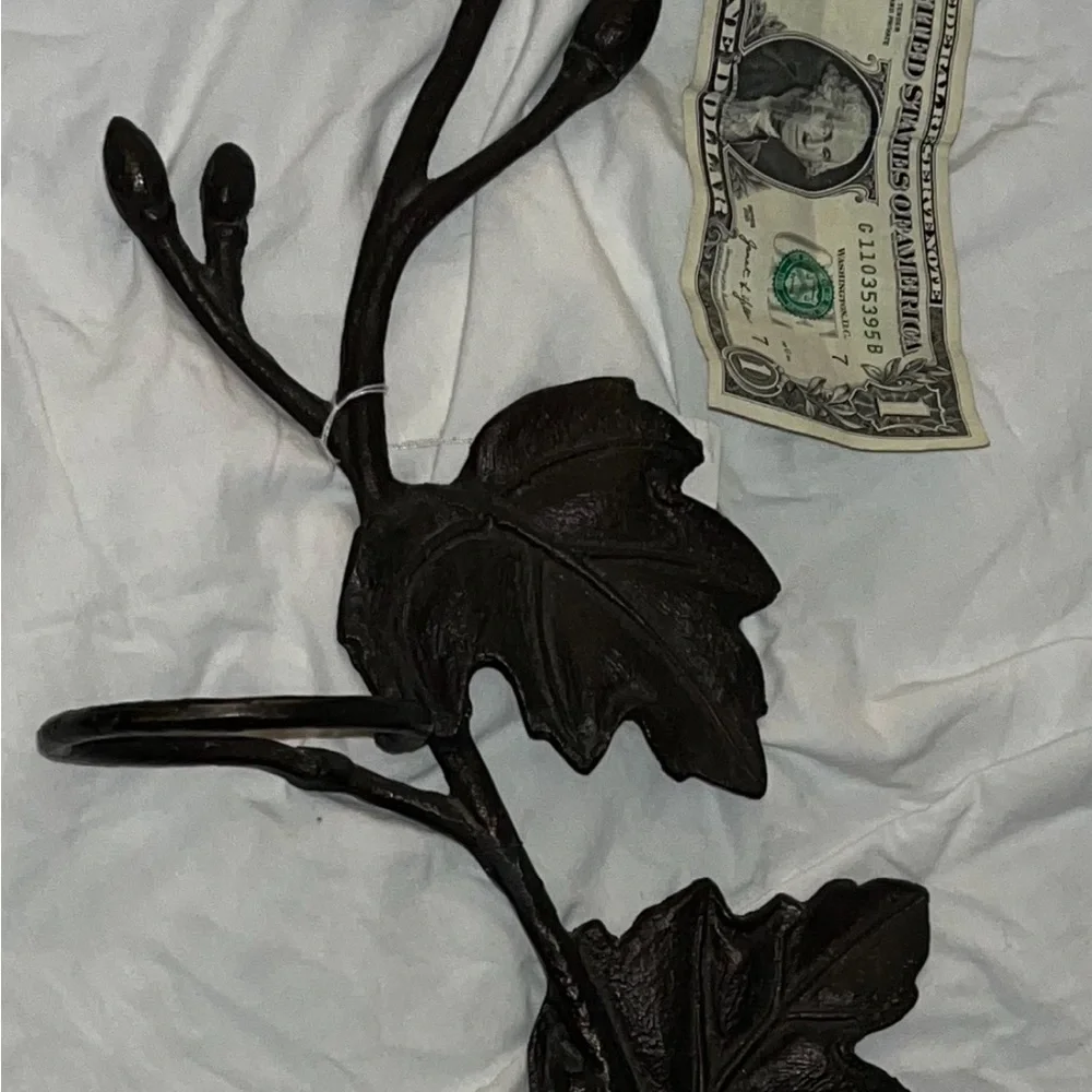 Decorative Cast Iron Leaf Wall Hook